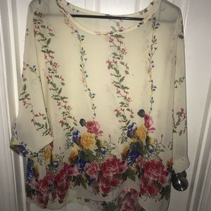 Floral top